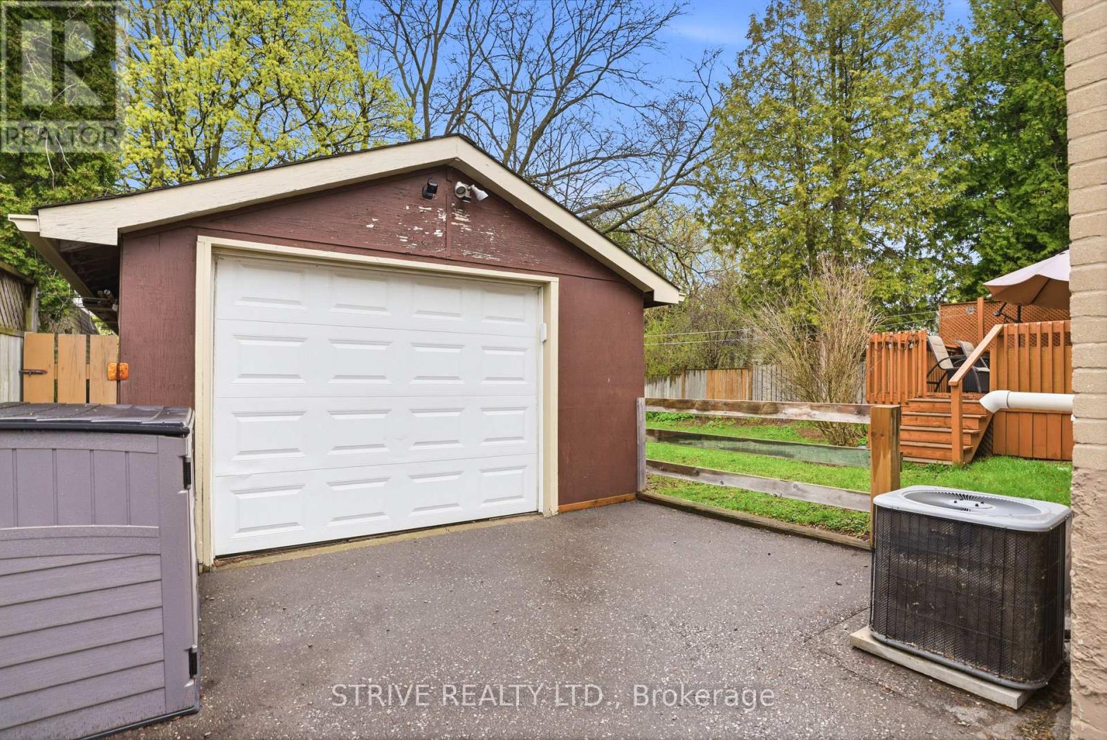 90 Southwood Street, Oshawa, Ontario  L1G 6L7 - Photo 45 - E13091578