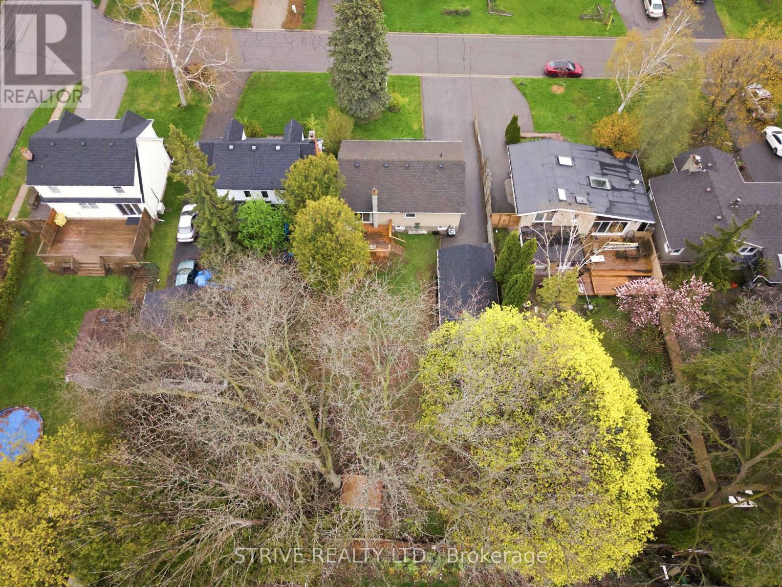 90 Southwood Street, Oshawa, Ontario  L1G 6L7 - Photo 6 - E13091578