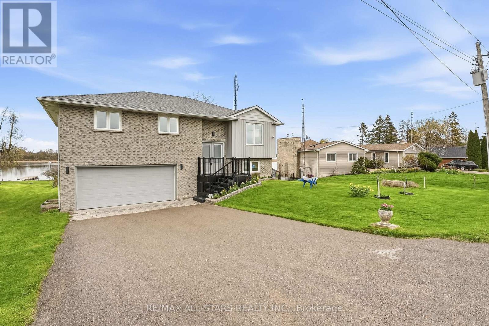 20915 Brunon Avenue, Kawartha Lakes (Mariposa), Ontario  L0C 1G0 - Photo 3 - X13093628