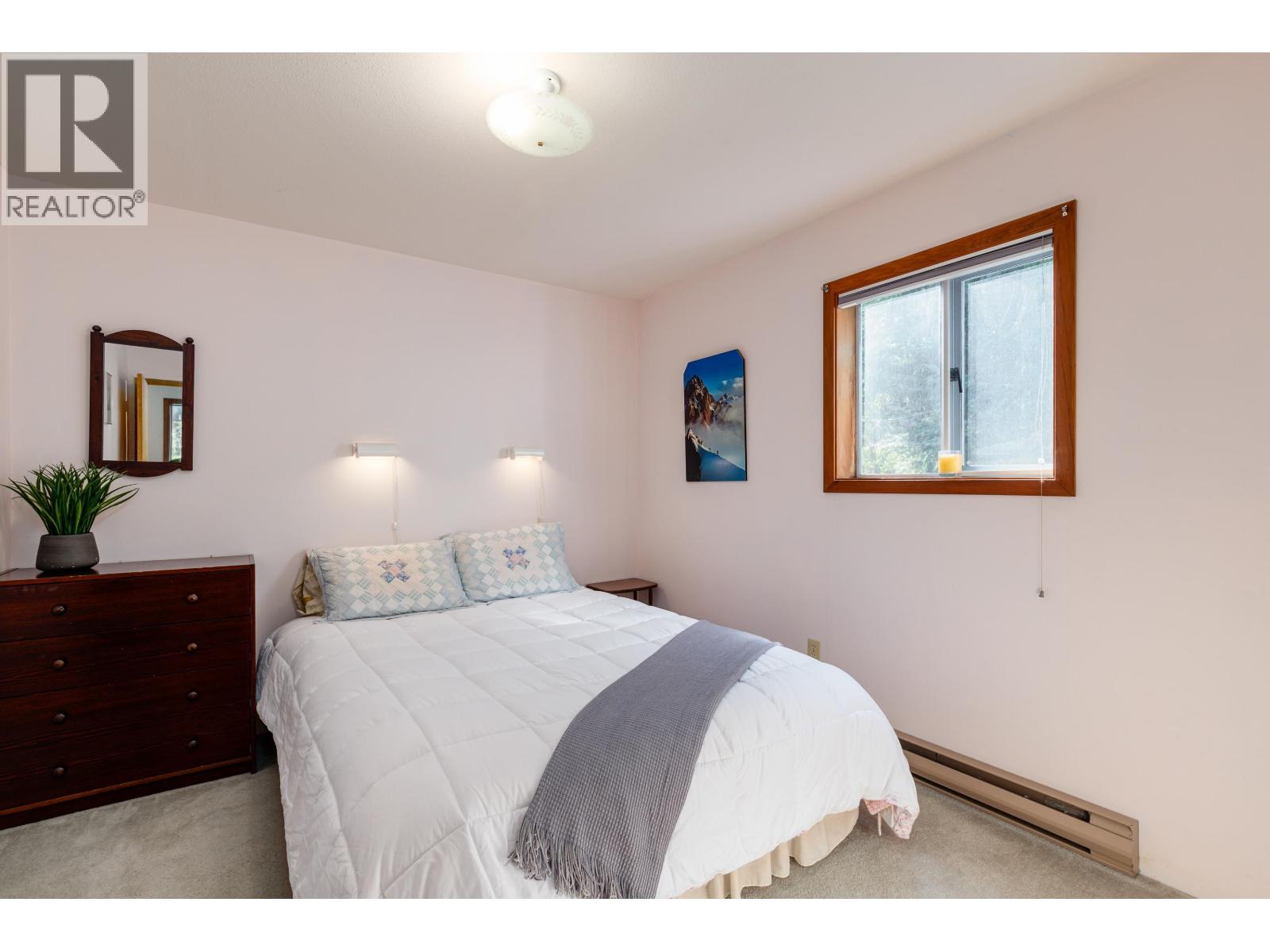 8325 Rainbow Drive, Whistler, British Columbia  V0N 1B8 - Photo 27 - R3120646