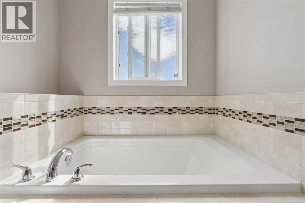 74 Skyview Point Green Ne, Calgary, Alberta  T3N 1B6 - Photo 20 - A2307613