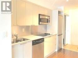 732 - 111 Elizabeth Street, Toronto, Ontario  M5G 1P7 - Photo 4 - C13093716