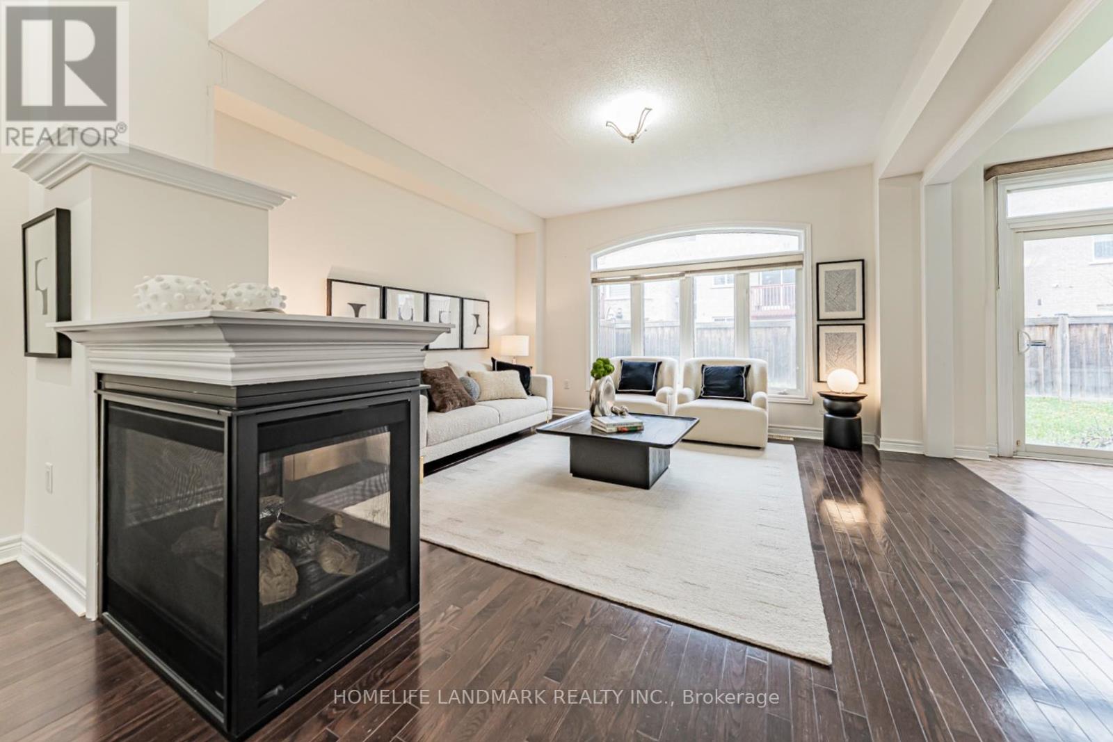 19 Darlet Avenue, Ajax, Ontario  L1Z 0G3 - Photo 8 - E13093652