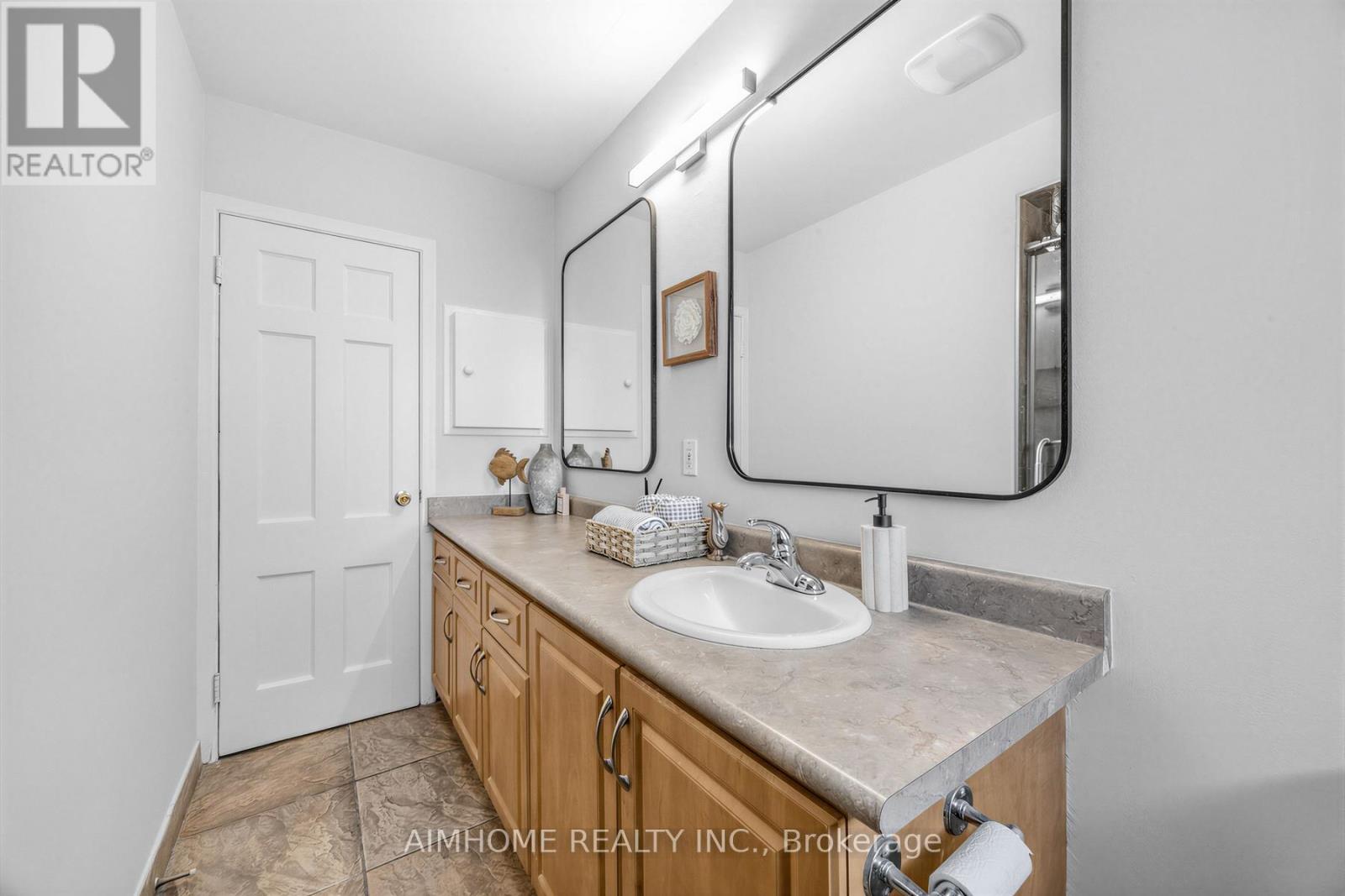 34 Marilake Drive, Toronto, Ontario  M1S 1V7 - Photo 16 - E13093694