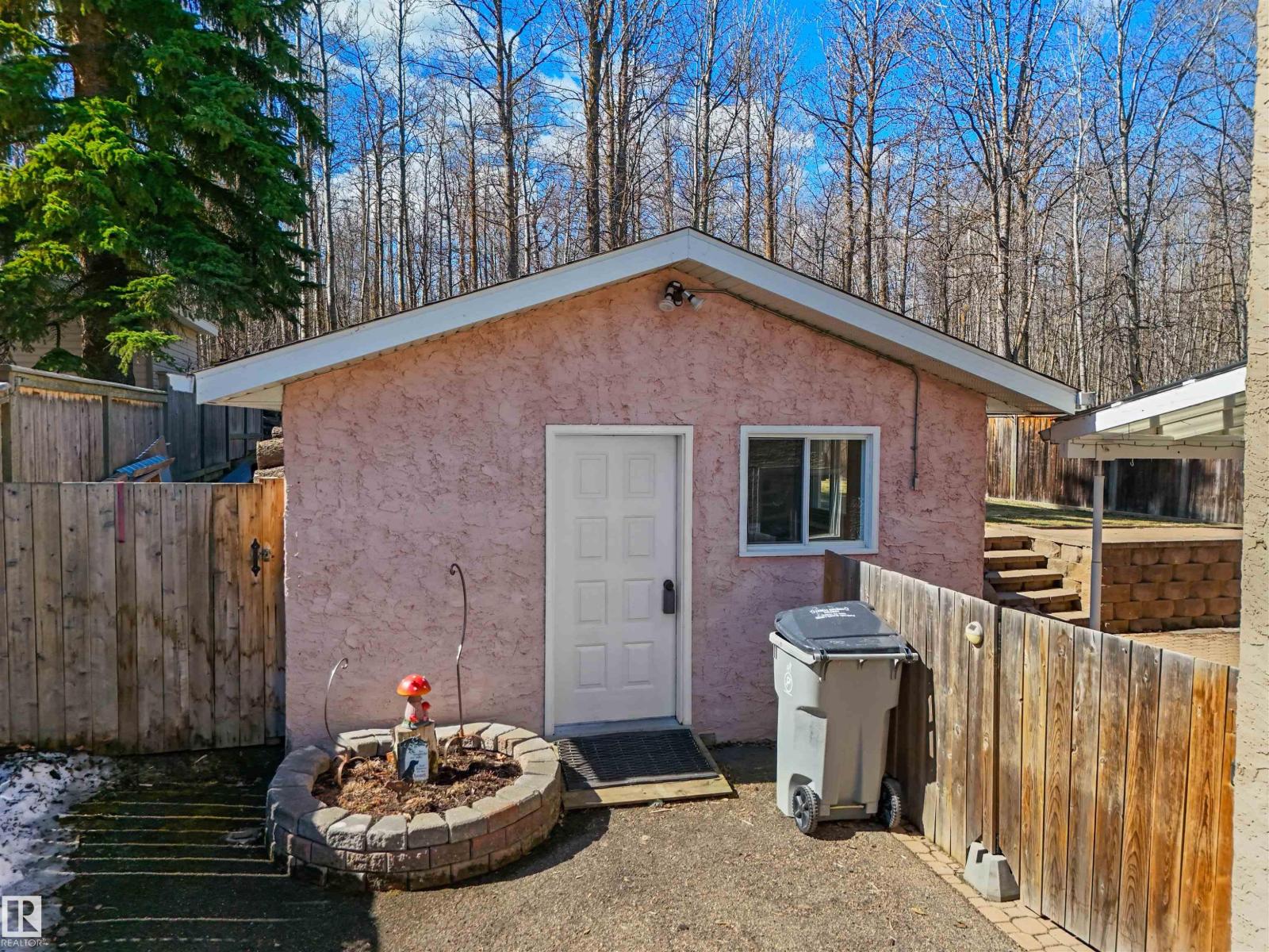 211 Crystal Springs Dr, Rural Wetaskiwin County, Alberta  T0C 2V0 - Photo 11 - E4479290