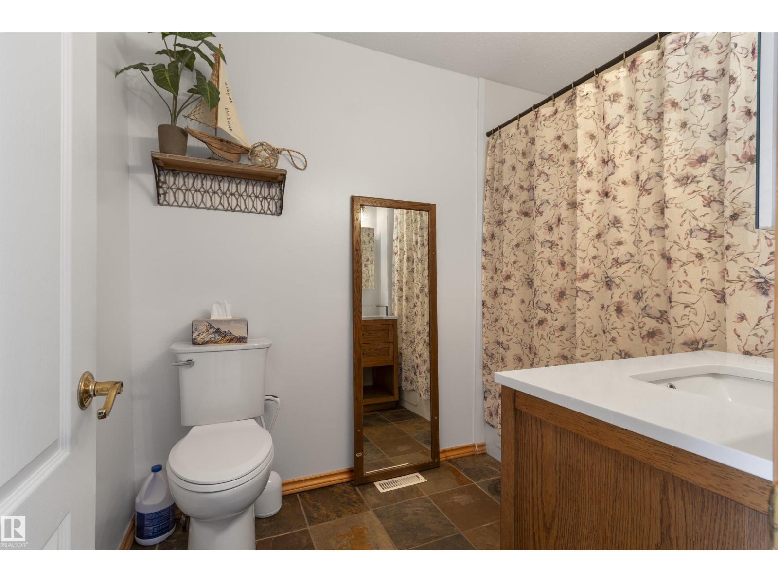 211 Crystal Springs Dr, Rural Wetaskiwin County, Alberta  T0C 2V0 - Photo 33 - E4479290