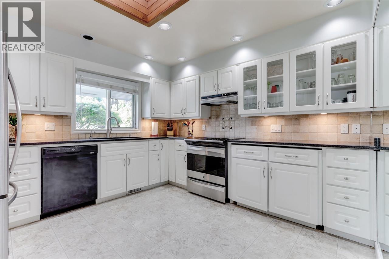 4652 Wesley Drive, Delta, British Columbia  V4M 1W4 - Photo 3 - R3120495