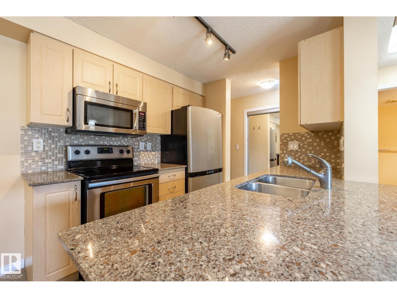 #214 13907 136 ST NW, edmonton, Alberta