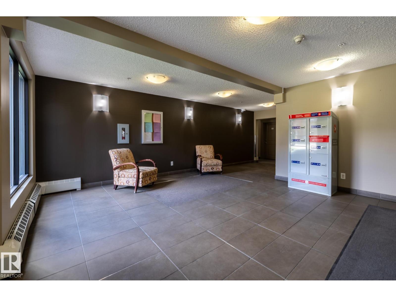 #214 13907 136 St Nw, Edmonton, Alberta  T6V 1Y4 - Photo 4 - E4486103