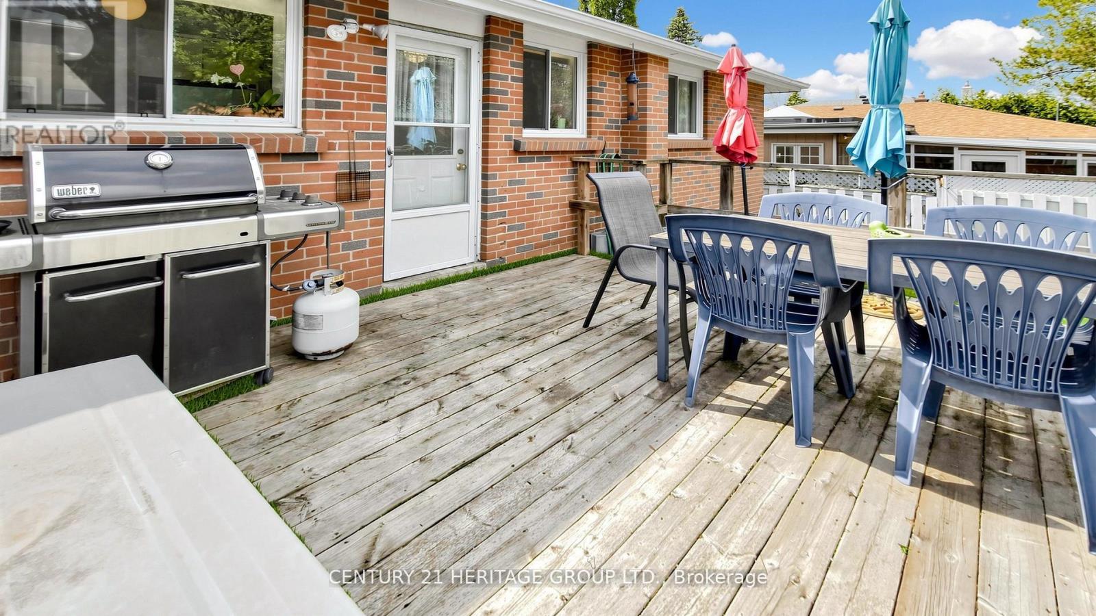 72 Romfield Circuit, Markham, Ontario  L3T 3H6 - Photo 41 - N13093692