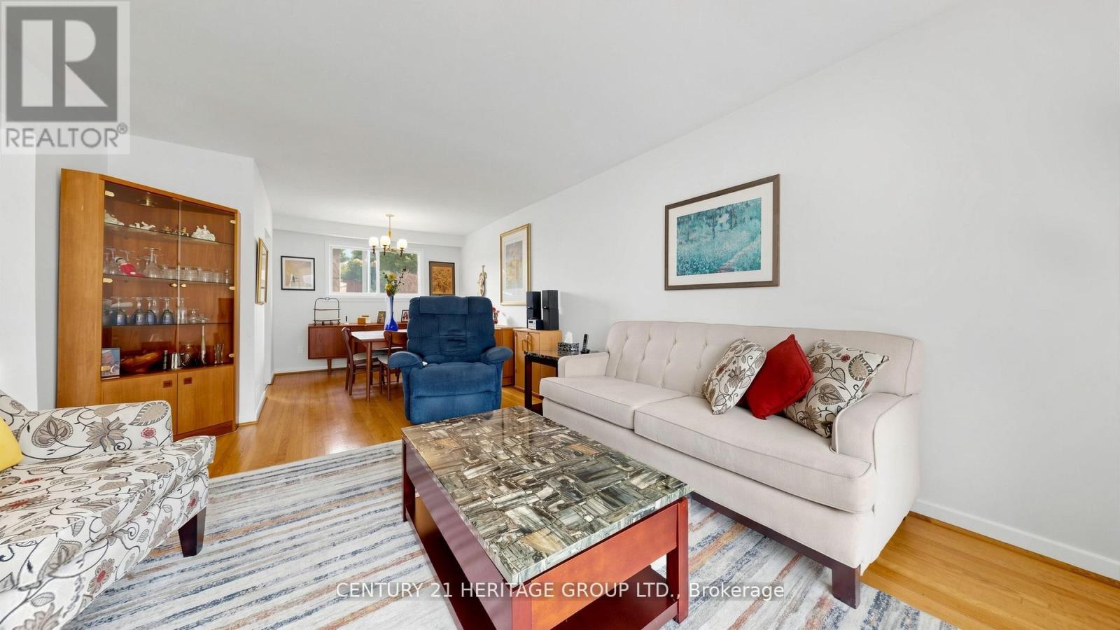 72 Romfield Circuit, Markham, Ontario  L3T 3H6 - Photo 9 - N13093692