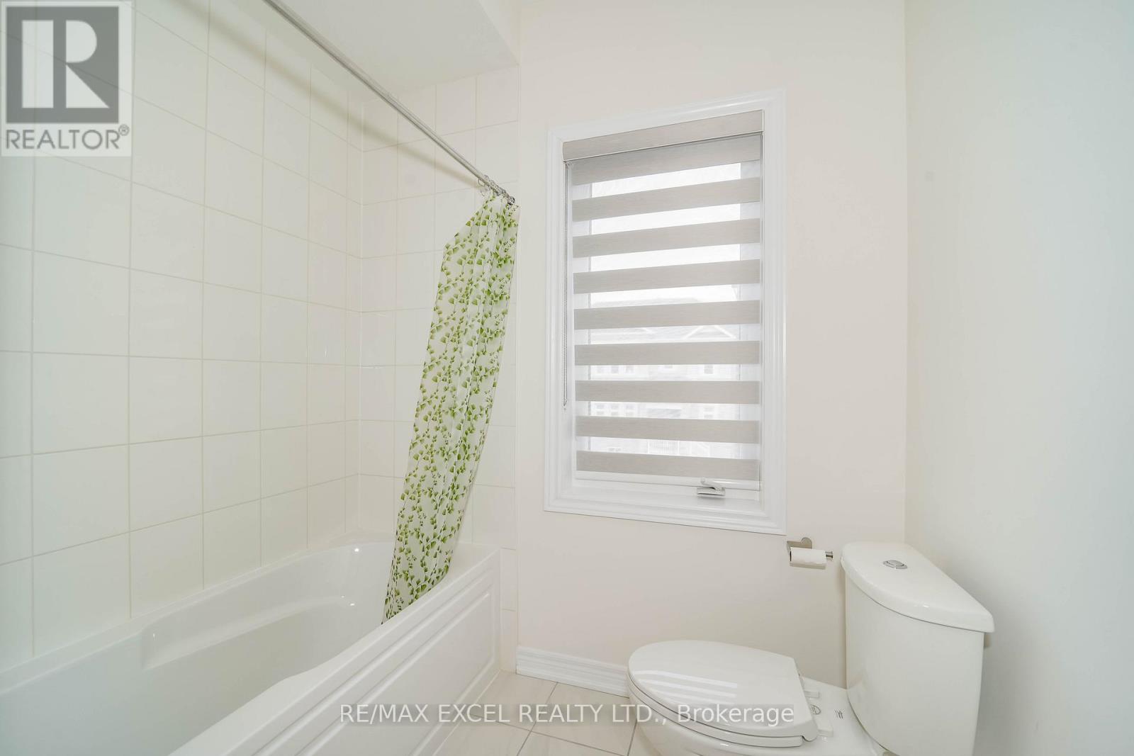 231 Fallharvest Way, Whitchurch-Stouffville, Ontario  L4A 5C2 - Photo 32 - N13093706