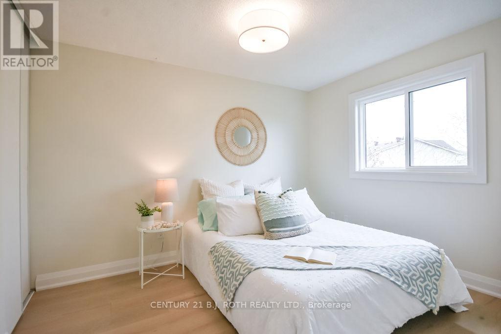 20 Hadden Crescent, Barrie, Ontario  L4M 6G6 - Photo 25 - S13093686