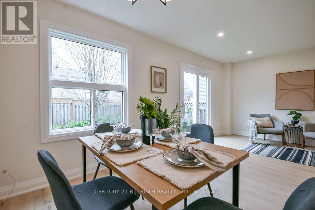20 Hadden Crescent, Barrie, Ontario  L4M 6G6 - Photo 8 - S13093686