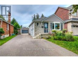 BSMT - 10 LADY BANK ROAD, Toronto, Ontario
