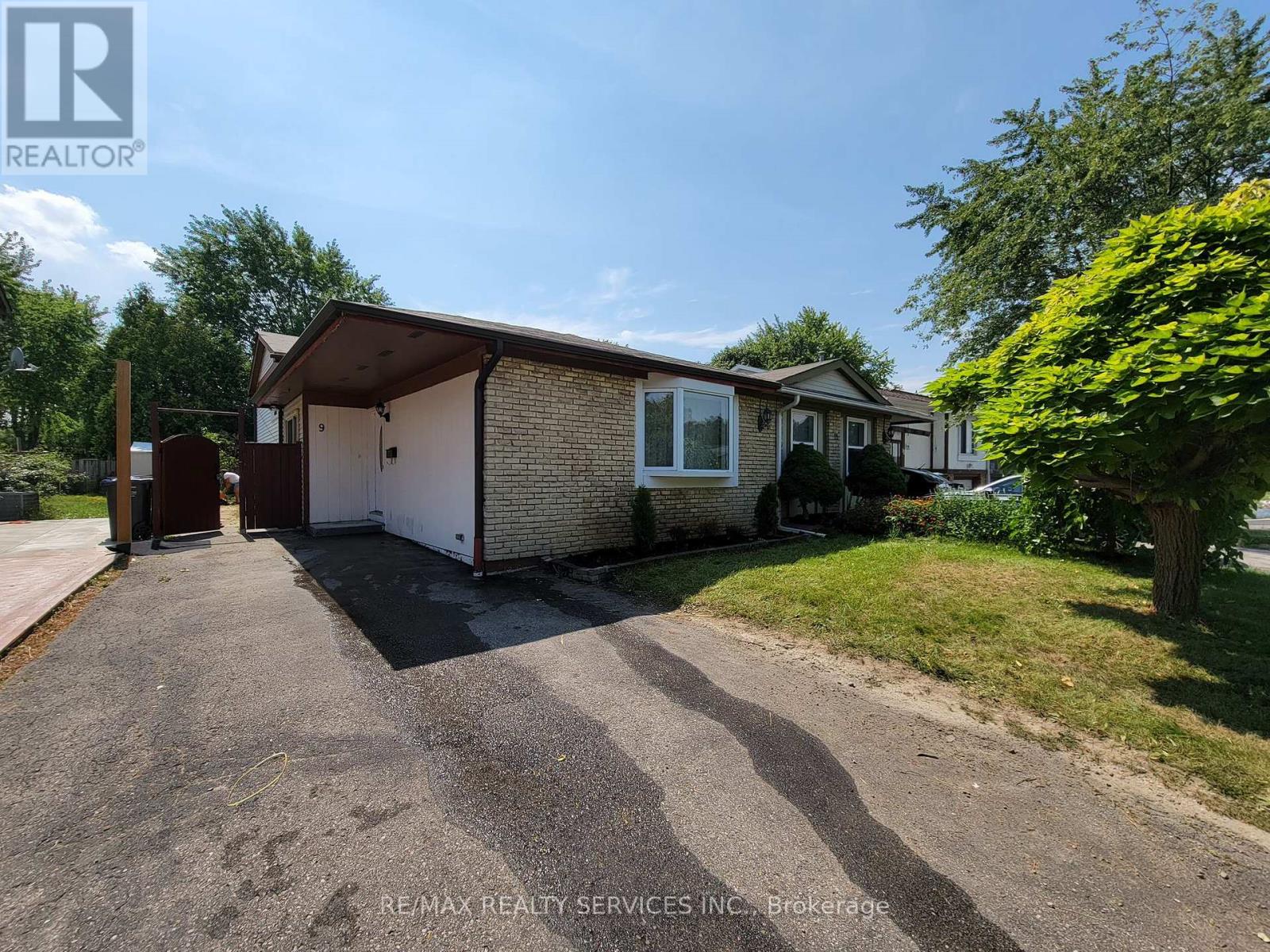 9 BRUCE BEER DRIVE, brampton (madoc), Ontario