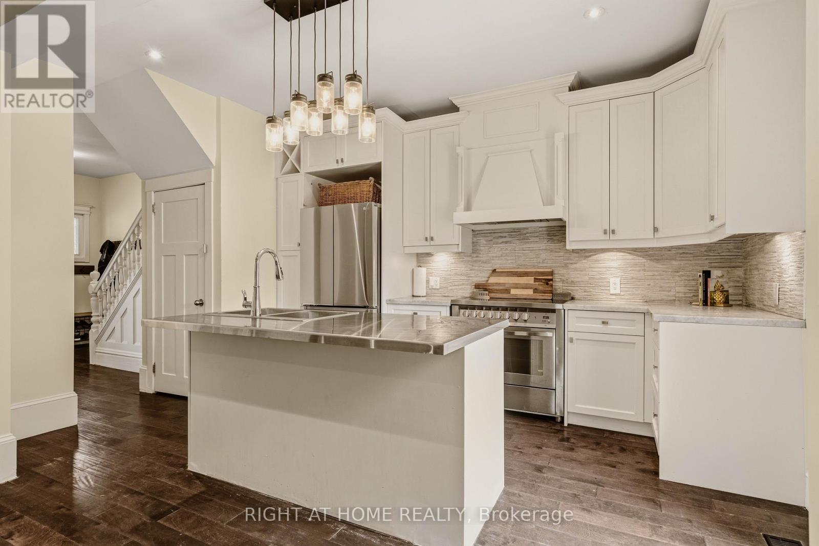 104 Barnesdale Avenue N, Hamilton, Ontario  L8L 6S5 - Photo 8 - X13093648
