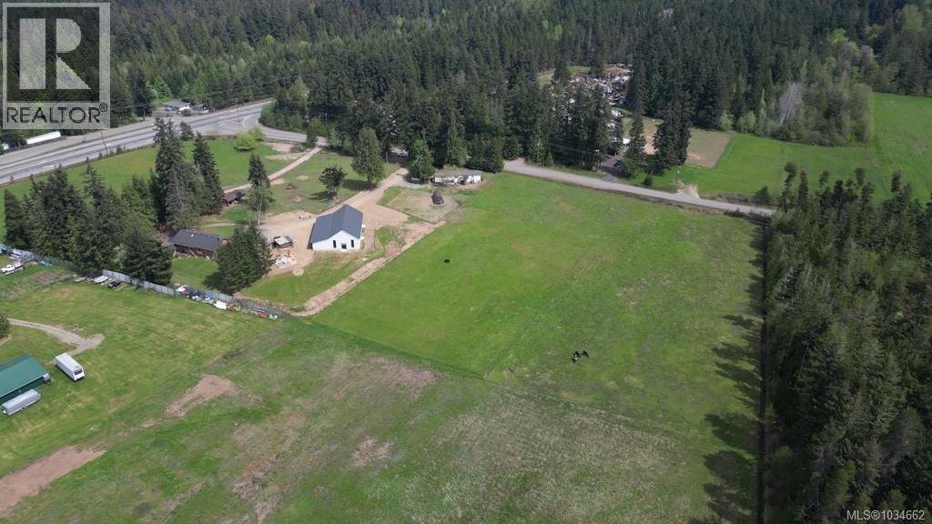 981 Pratt Rd, Qualicum Beach, British Columbia