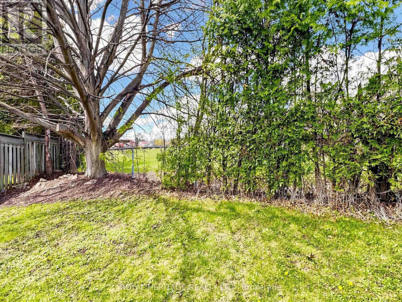 1237 Fieldstone Circle N, Pickering, Ontario  L1X 1B9 - Photo 44 - E13071890