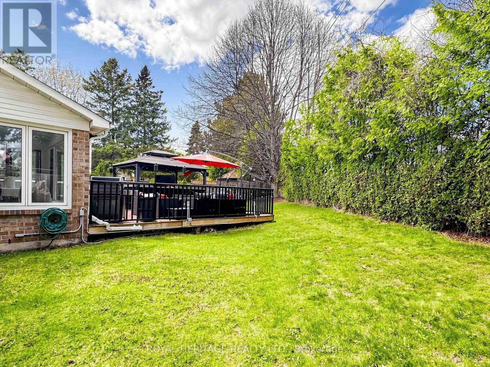 1237 Fieldstone Circle N, Pickering, Ontario  L1X 1B9 - Photo 43 - E13071890