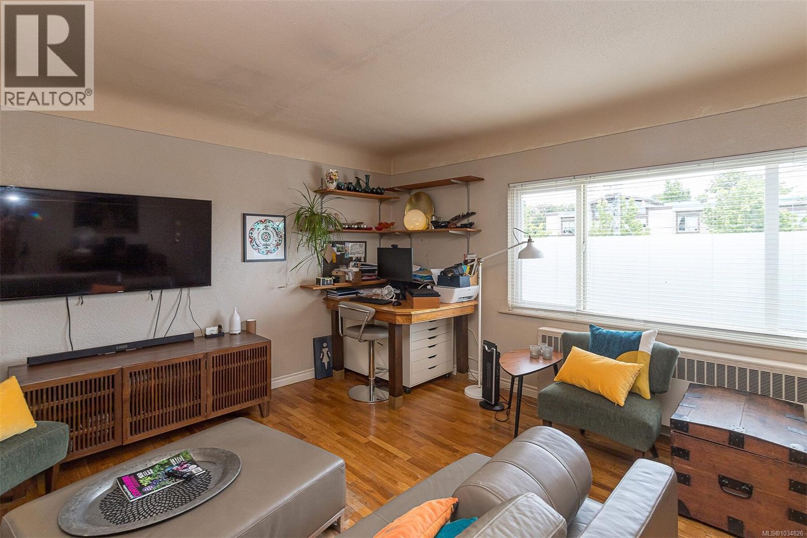 1-5 1044 Hillside Ave, Victoria, British Columbia  V8T 2A5 - Photo 47 - 1034826
