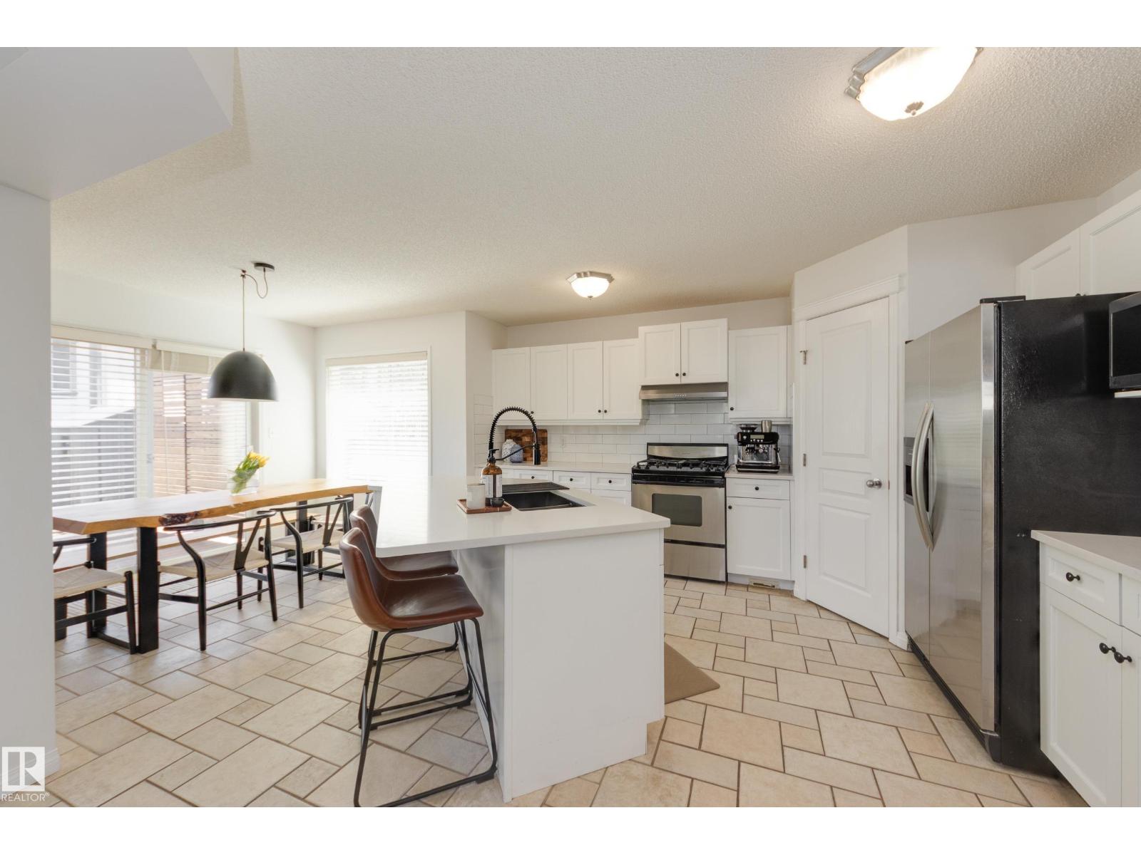 2061 Haddow Dr Nw, Edmonton, Alberta  T6R 2X6 - Photo 8 - E4486107