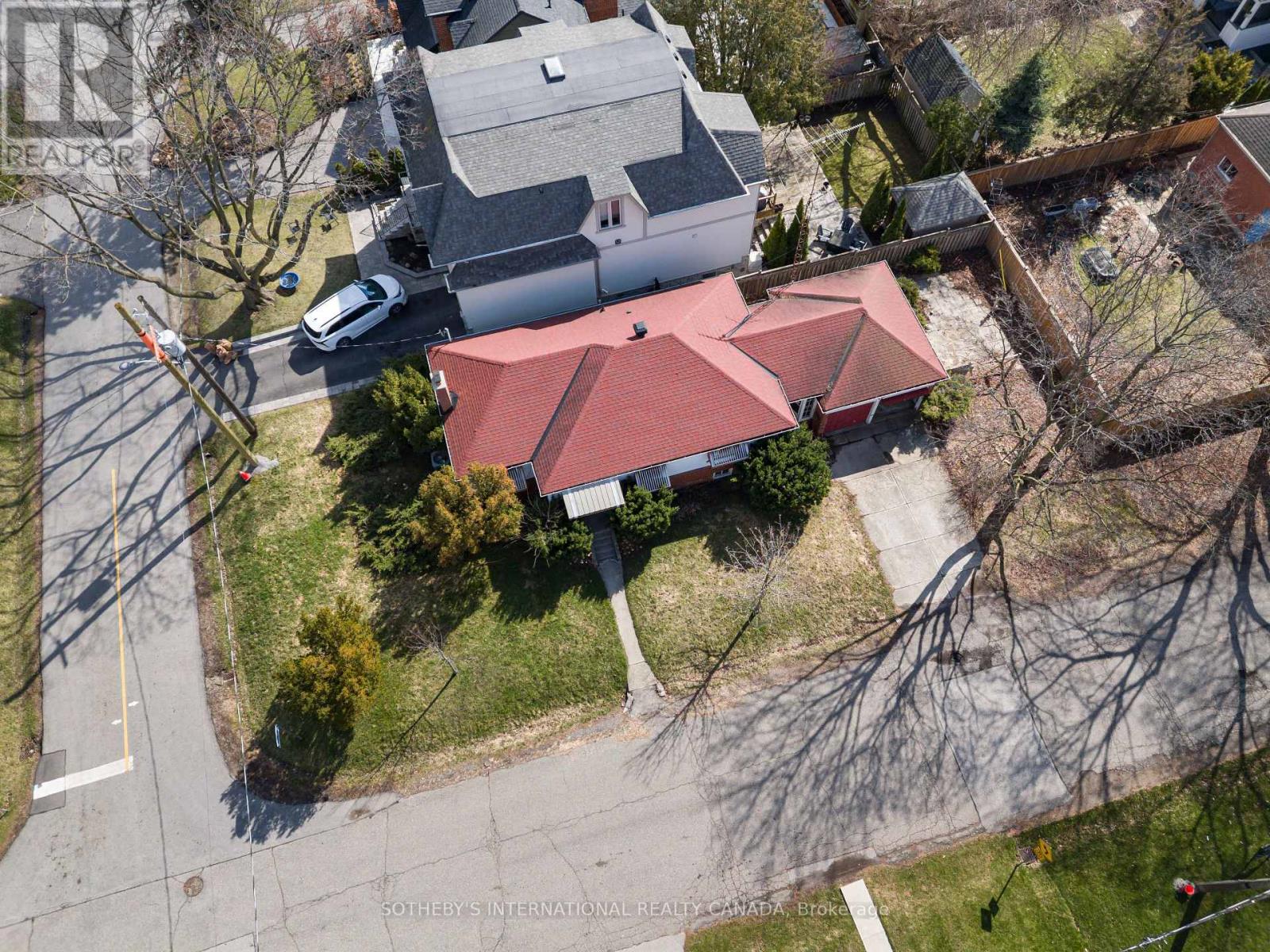 47 Grenview Boulevard, Toronto, Ontario  M8Y 3R9 - Photo 13 - W13093226