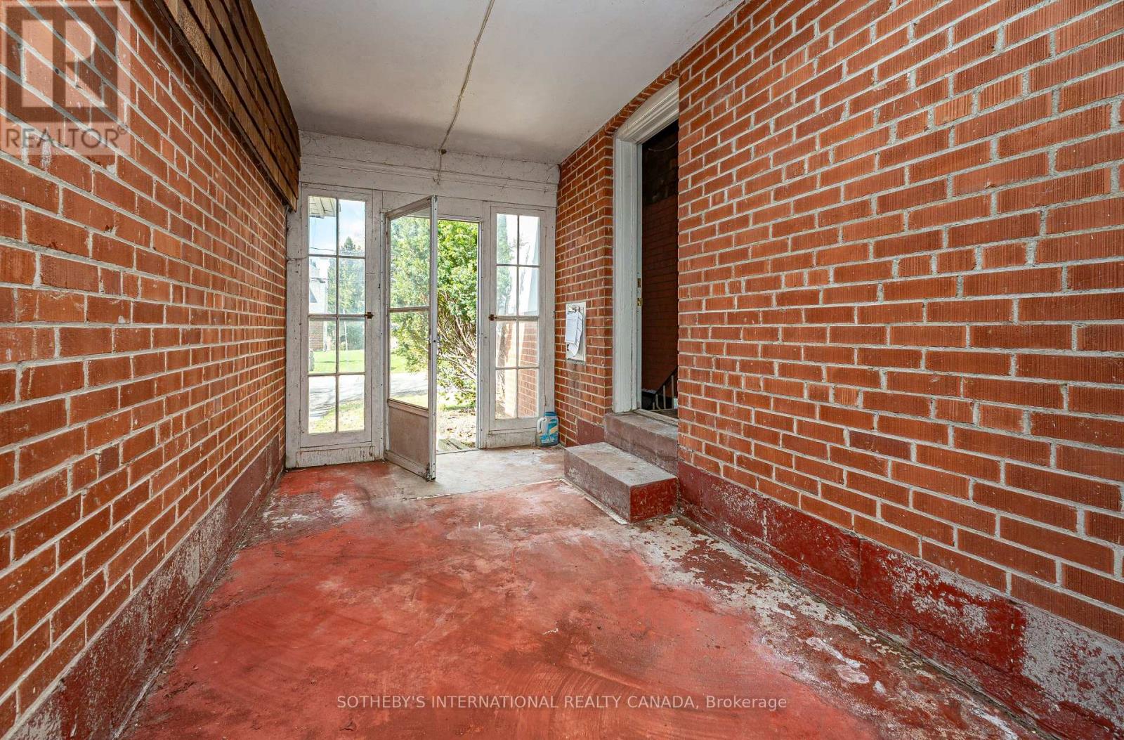 47 Grenview Boulevard, Toronto, Ontario  M8Y 3R9 - Photo 25 - W13093226