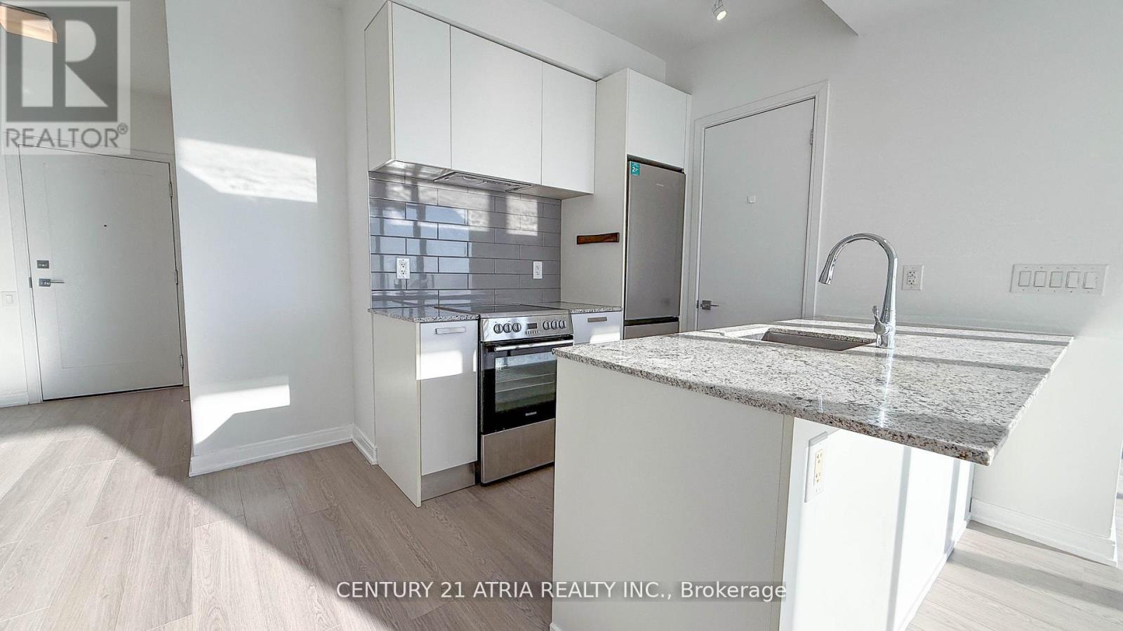 1805 - 57 St. Joseph Street, Toronto, Ontario  M5S 0C5 - Photo 19 - C12890306
