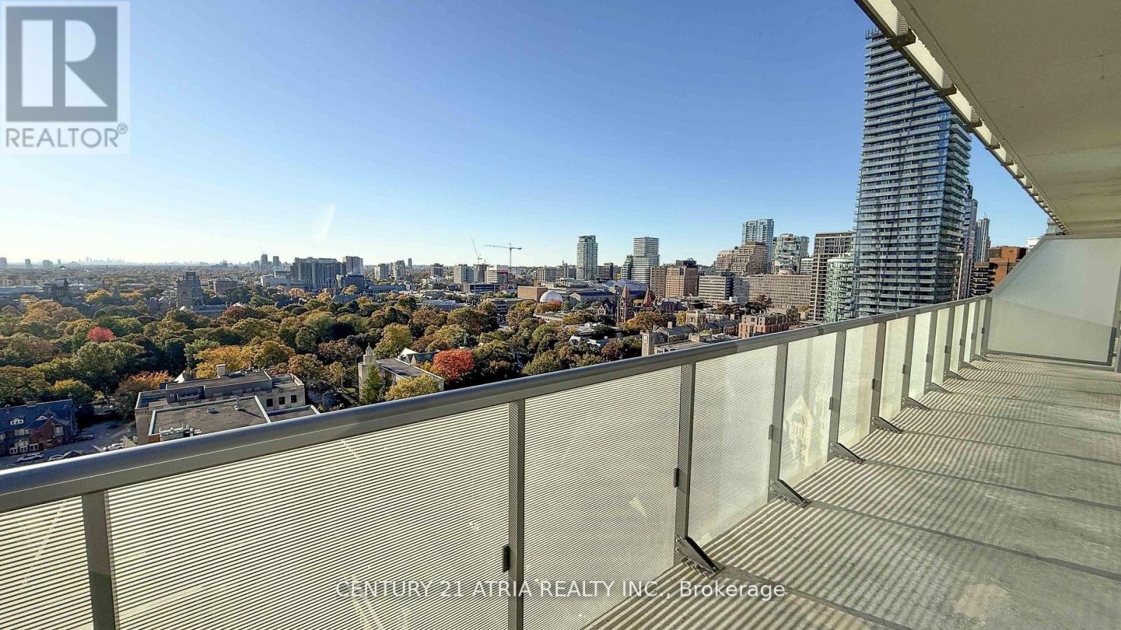 1805 - 57 St. Joseph Street, Toronto, Ontario  M5S 0C5 - Photo 2 - C12890306