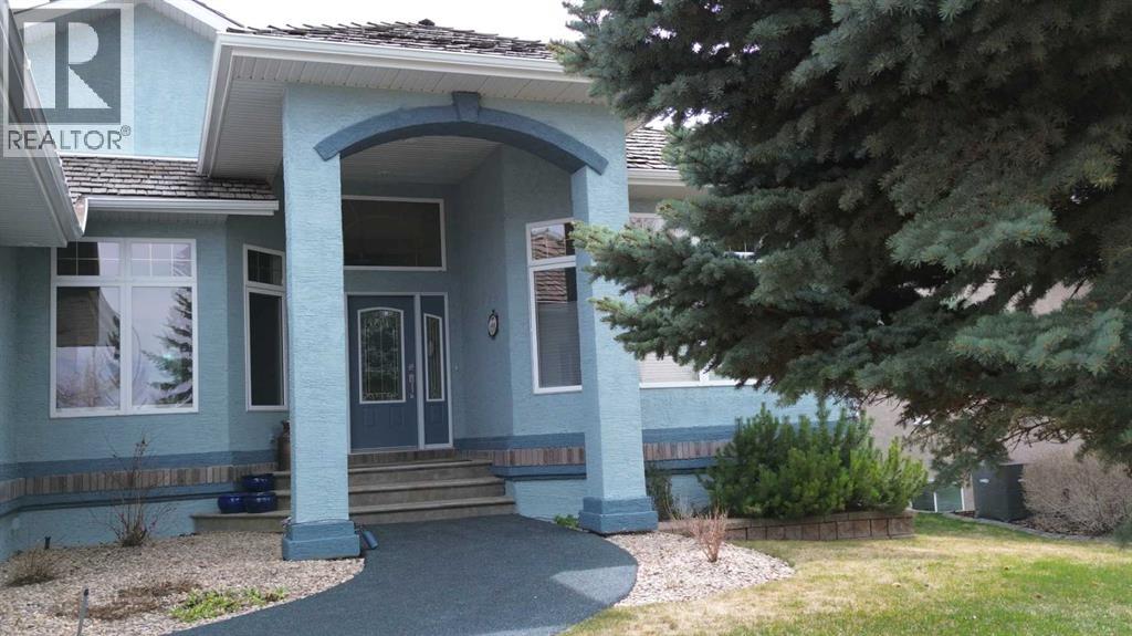 147 Alexander Crescent, Red Deer, Alberta  T4R 2T7 - Photo 3 - A2308587