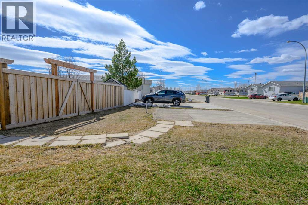 9509 109 Avenue, Clairmont, Alberta  t8x 5b8 - Photo 38 - A2307907