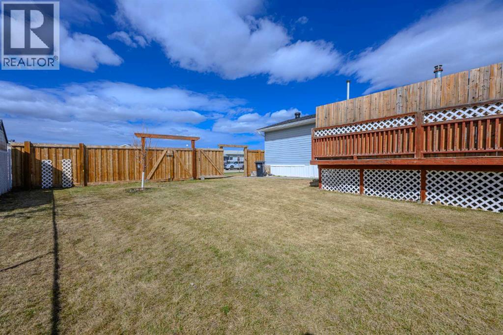 9509 109 Avenue, Clairmont, Alberta  t8x 5b8 - Photo 30 - A2307907