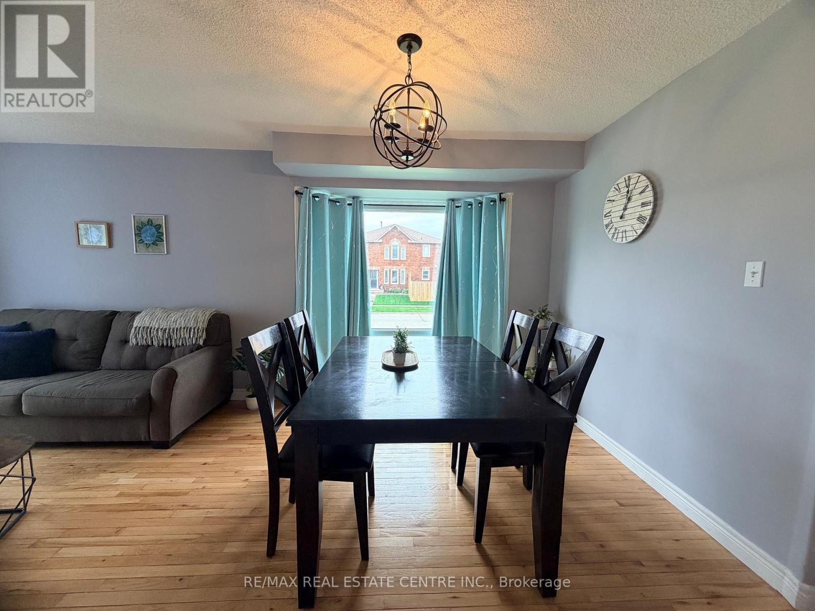 264 Langlaw Drive, Cambridge, Ontario  N1P 1B7 - Photo 5 - X13093730