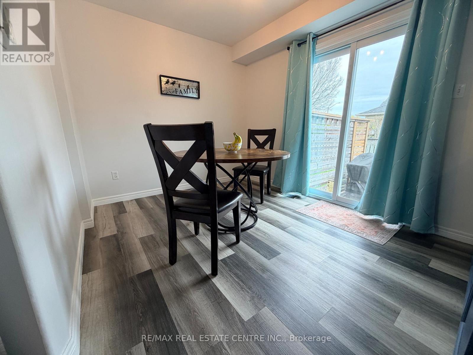 264 Langlaw Drive, Cambridge, Ontario  N1P 1B7 - Photo 9 - X13093730