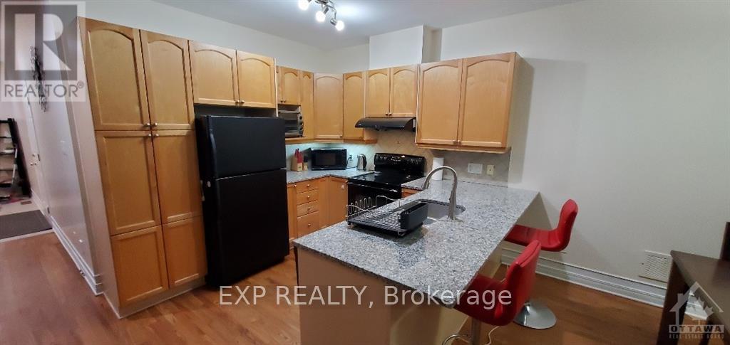 324 Parkin Circle, Ottawa, Ontario  K1T 4G6 - Photo 4 - X13093748