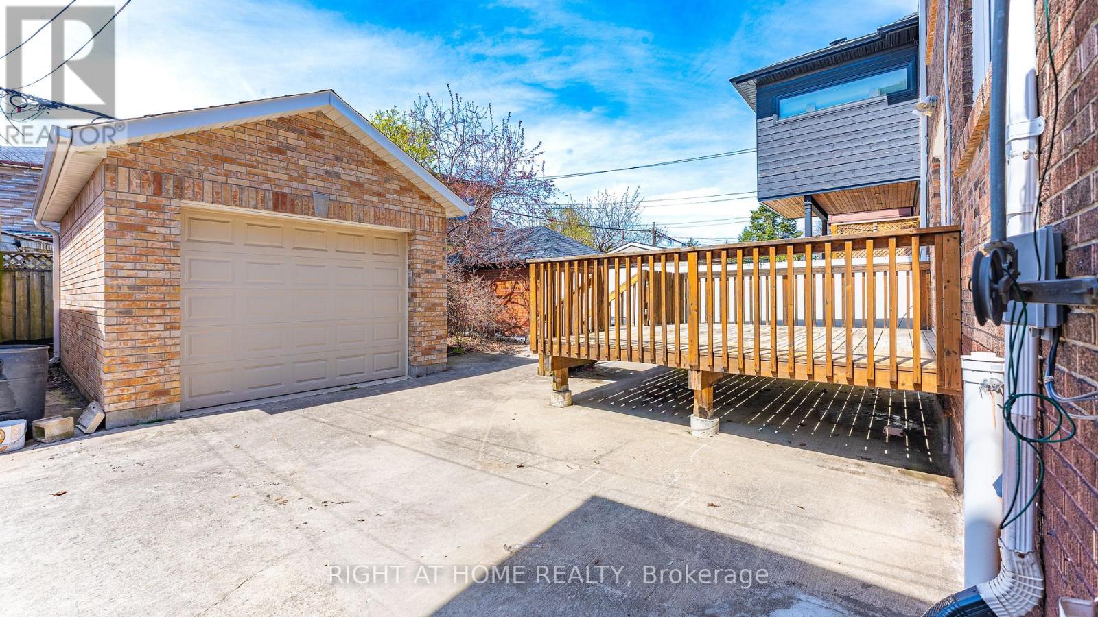 18 Rusholme Road, Toronto, Ontario  M6J 3H4 - Photo 41 - C13093750