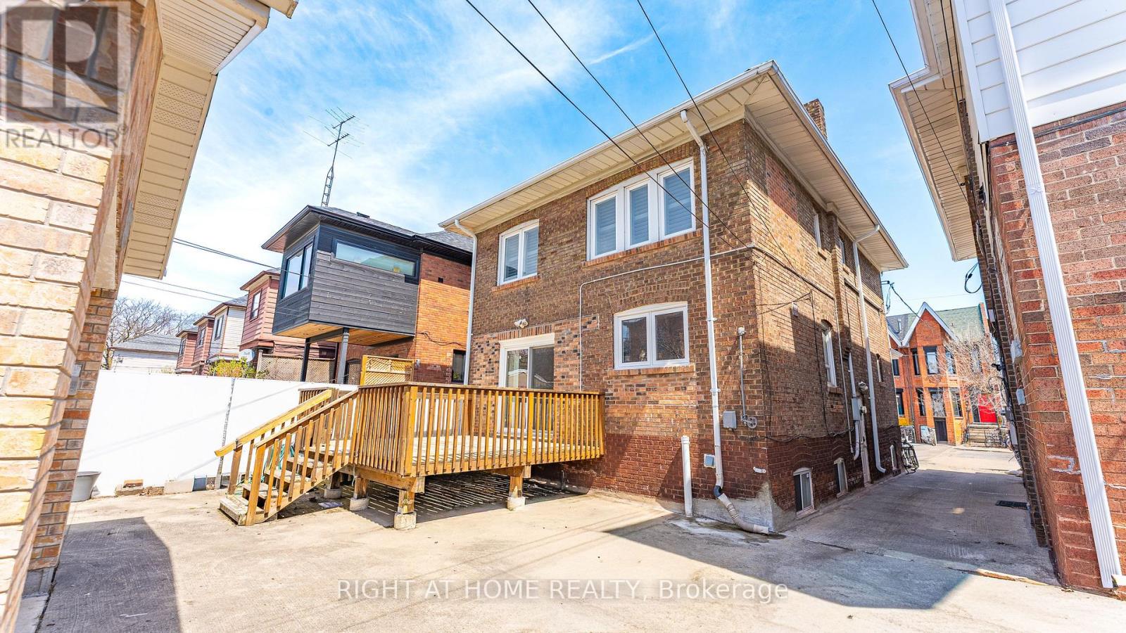 18 Rusholme Road, Toronto, Ontario  M6J 3H4 - Photo 44 - C13093750