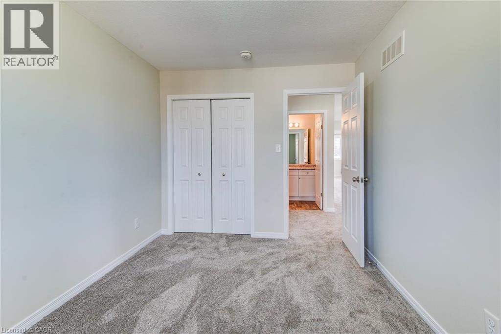 50 Pinnacle Drive Unit# 40, Kitchener, Ontario  N2P 0H8 - Photo 34 - 40827992