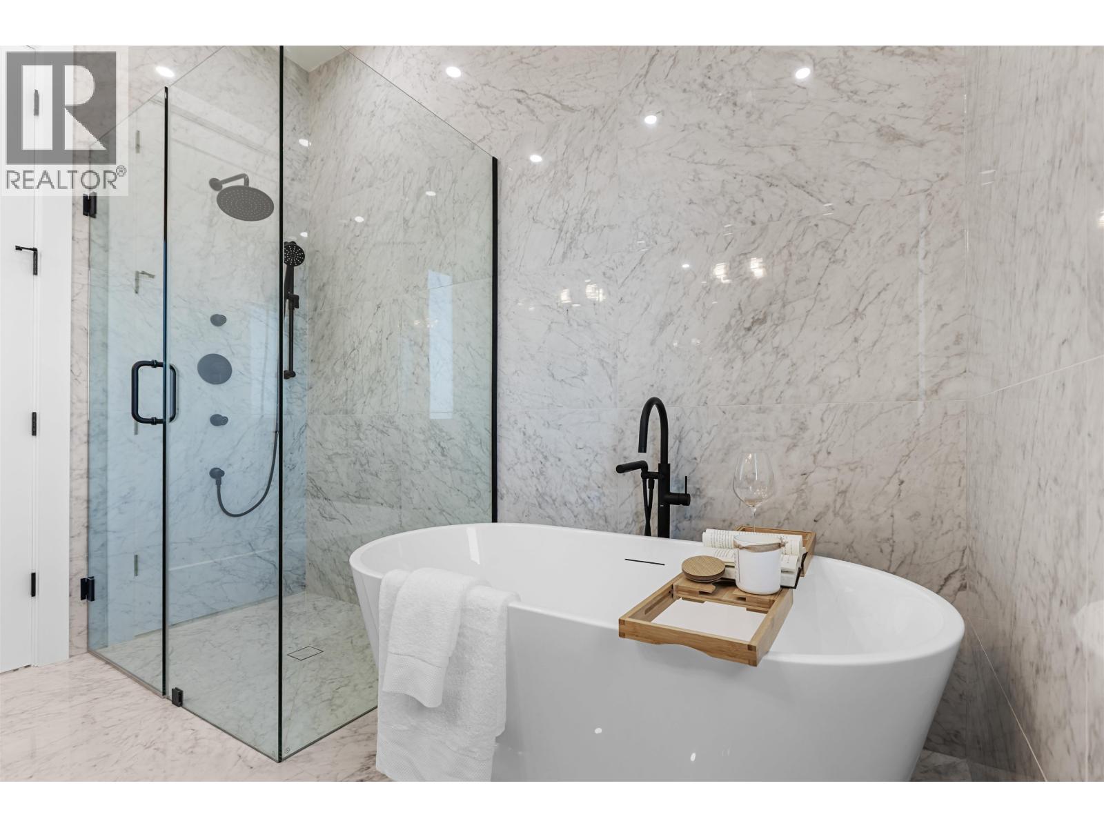 2 10 N Hythe Avenue, Burnaby, British Columbia  V5B 1G4 - Photo 19 - R3120652