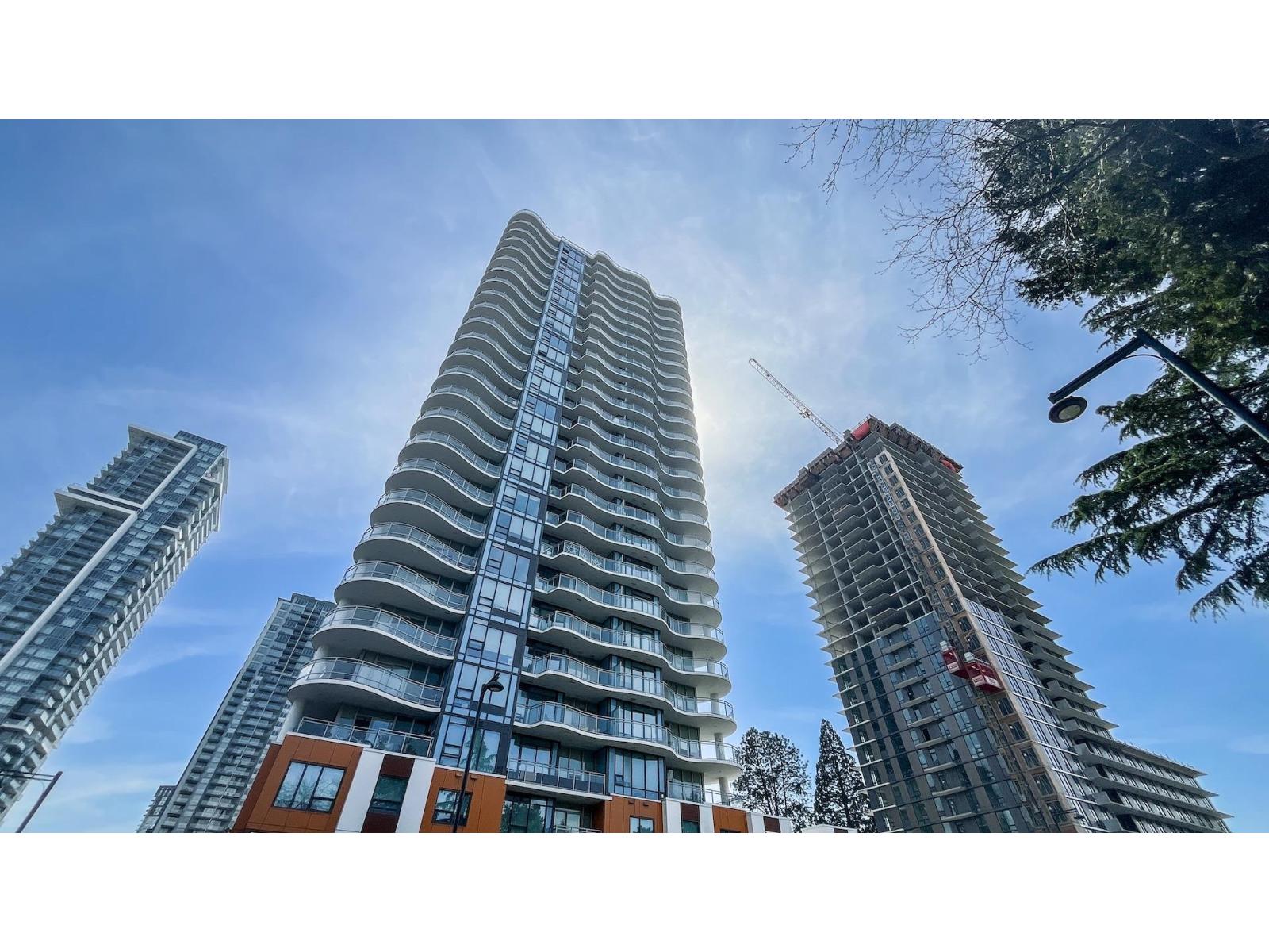 2001 13318 104 Avenue, Surrey, British Columbia  V3T 0R2 - Photo 3 - R3120395