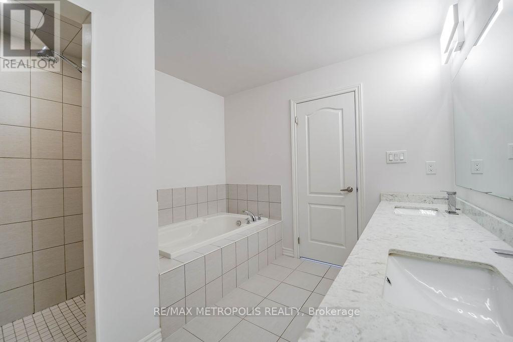 22 Haskins Crescent, Georgina, Ontario  L4P 0H4 - Photo 28 - N13093362