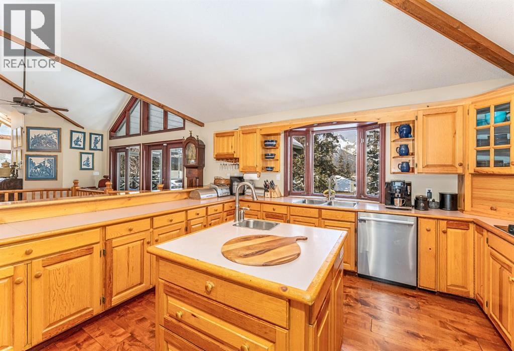 216 Cougar Point Road, Canmore, Alberta  T1W 1A1 - Photo 30 - A2298547