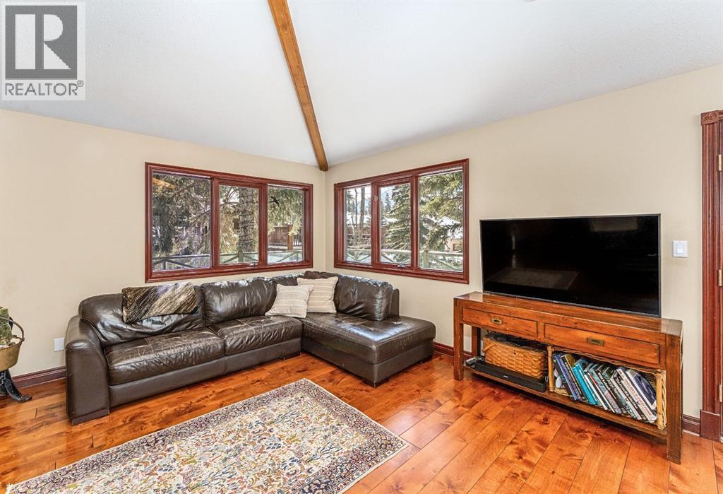 216 Cougar Point Road, Canmore, Alberta  T1W 1A1 - Photo 35 - A2298547
