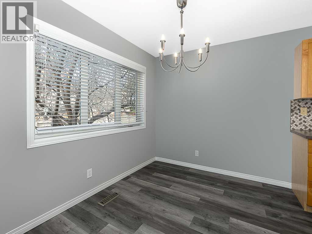 172 Simcoe Place Sw, Calgary, Alberta  T3H 4T7 - Photo 12 - A2306968
