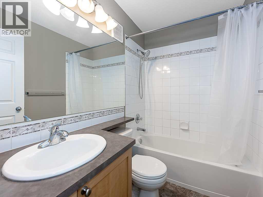 172 Simcoe Place Sw, Calgary, Alberta  T3H 4T7 - Photo 15 - A2306968