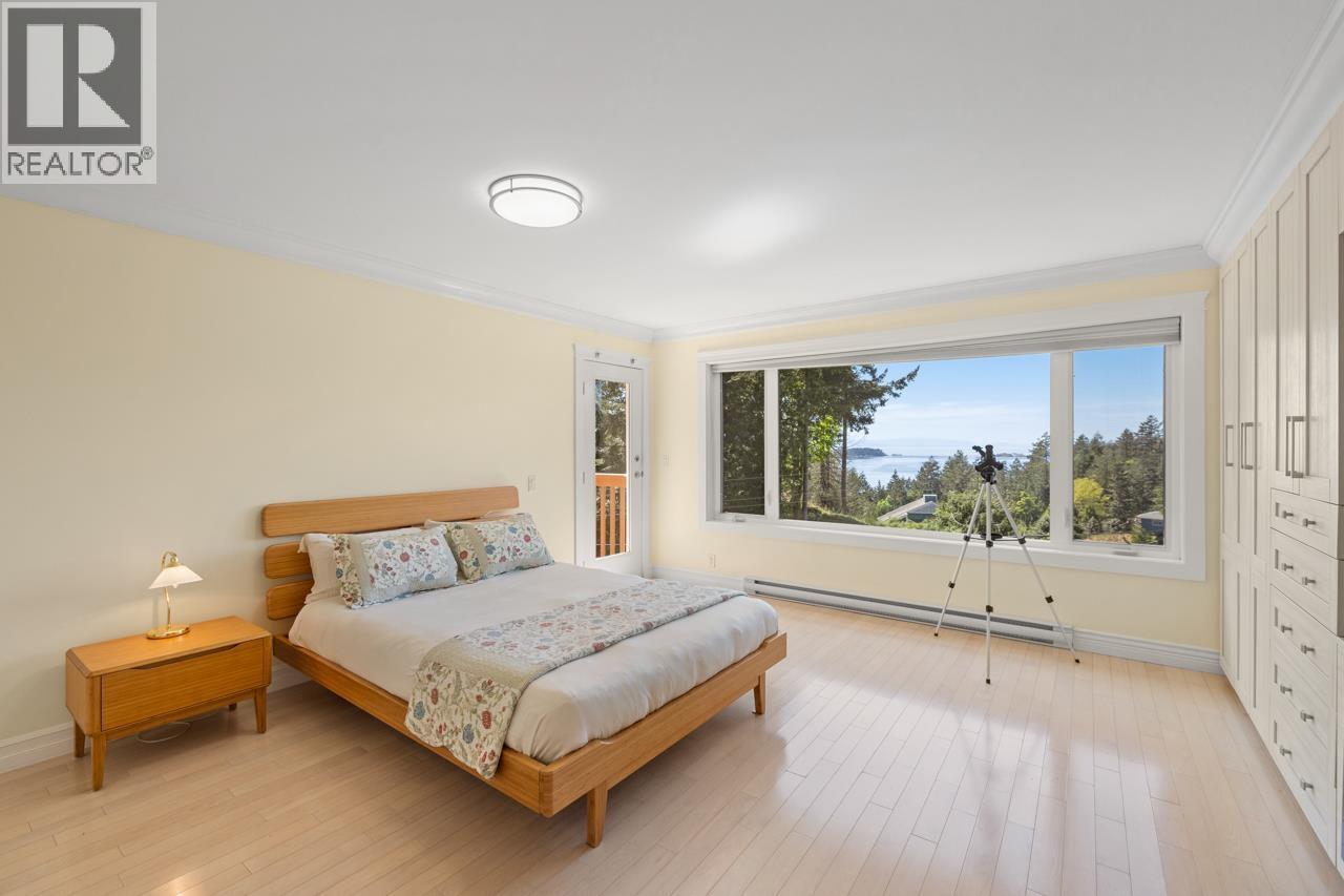 483 Braewood Place, Bowen Island, British Columbia  V0N 1G2 - Photo 13 - R3120666