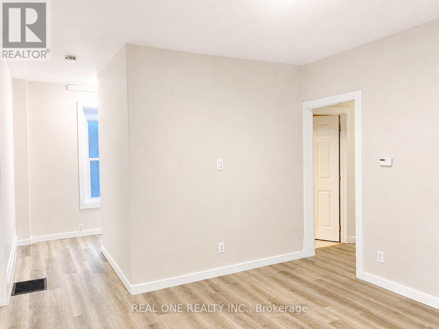 Main Floor - 162 Darling Street, Brantford, Ontario  N3S 3W6 - Photo 7 - X13071558