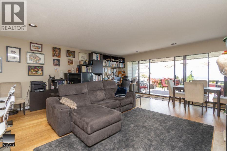 11 2246 Folkestone Way, West Vancouver, British Columbia  V7S 2X7 - Photo 9 - R3120669