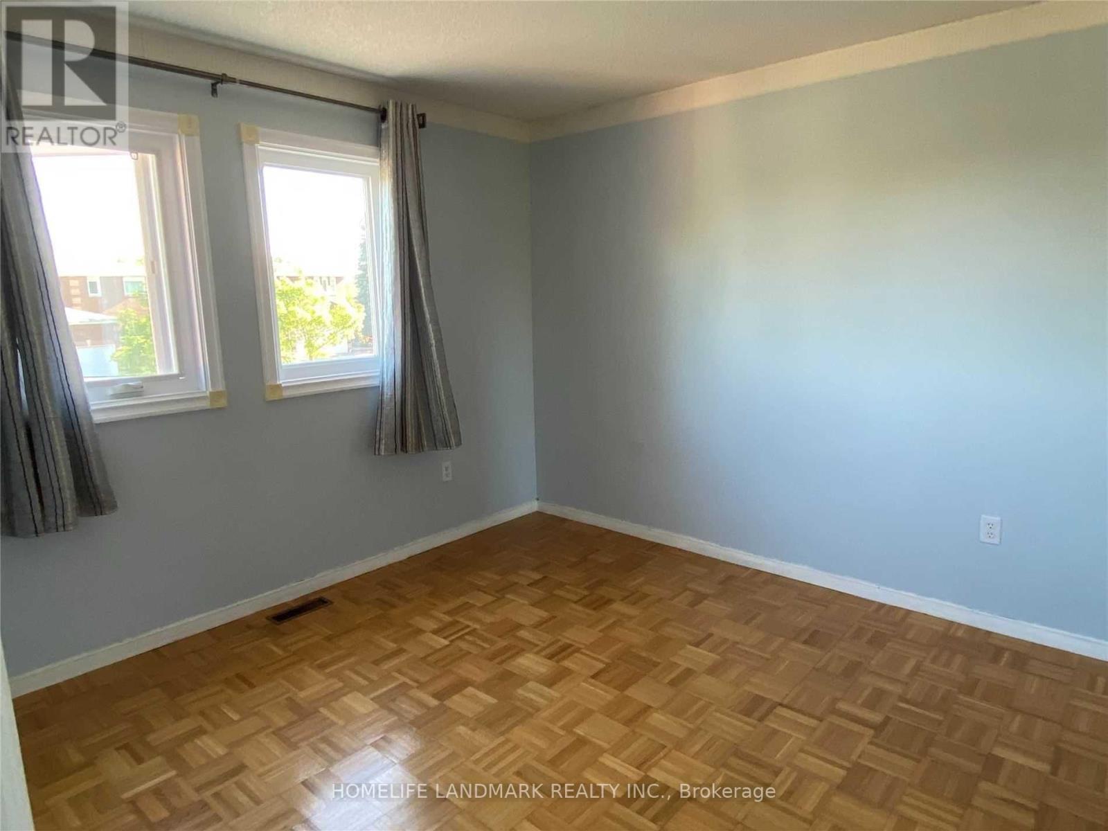 102 Bernard Avenue, Richmond Hill, Ontario  L4C 9Z5 - Photo 13 - N13093726